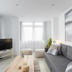 Urbe10 Angel Ganivet 2 Bedrooms , Málaga Spanje